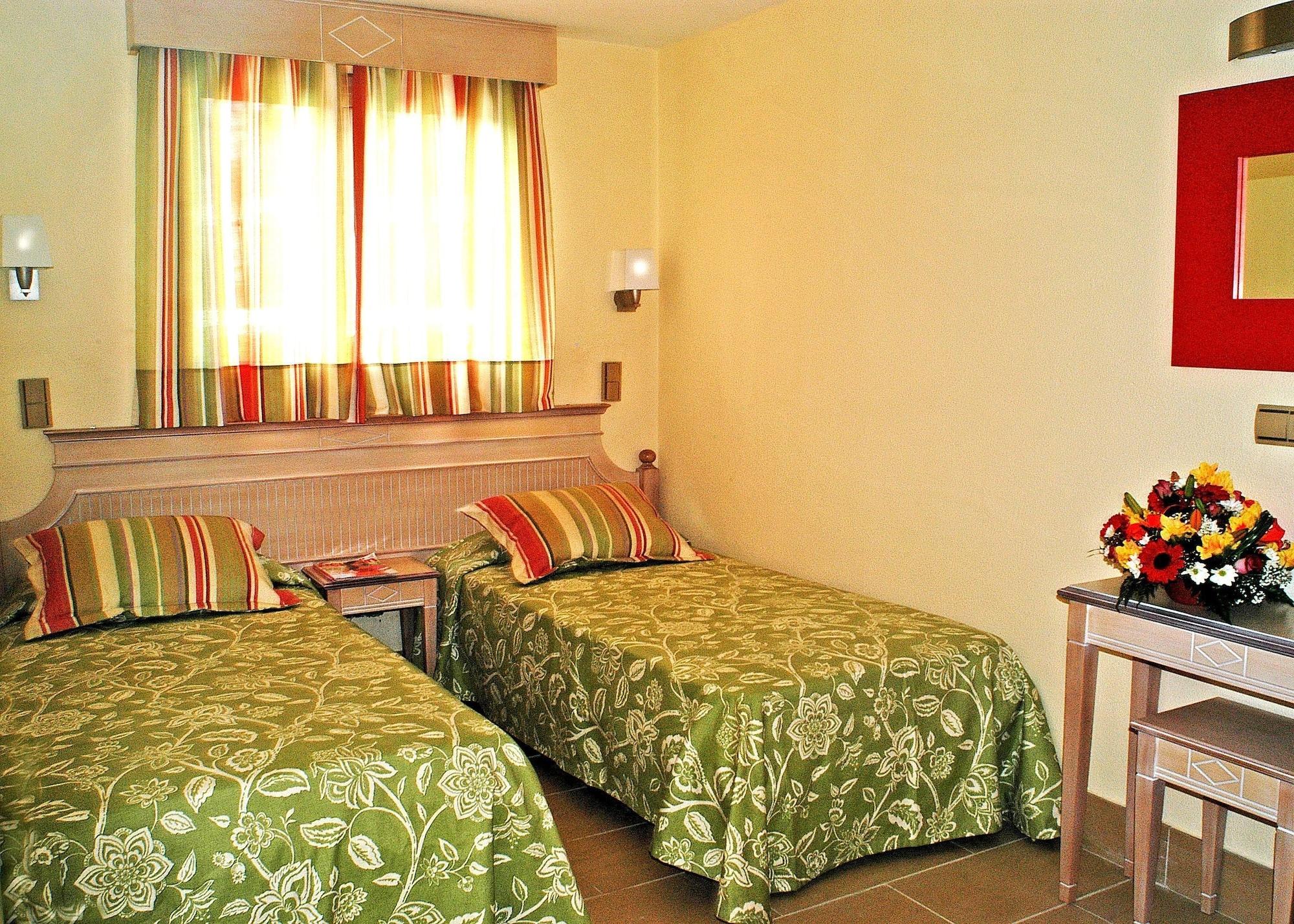 מספאלומס Apartamentos Oasis Maspalomas מראה חיצוני תמונה