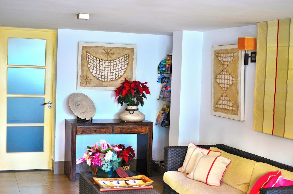מספאלומס Apartamentos Oasis Maspalomas מראה חיצוני תמונה